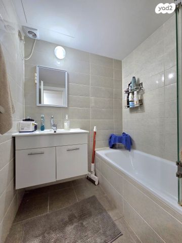 דירה, נאות שמיר, רמלה