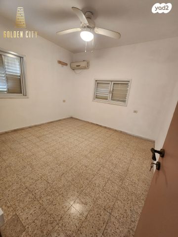 דירה, דרך רזיאל 10, נאות הרצל, נתניה