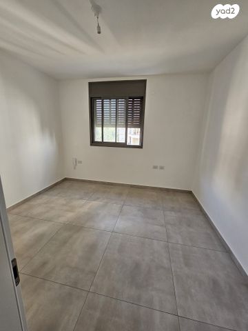 דירה, סנפיר, נווה חן, תל אביב יפו