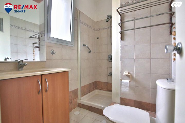 דירה, נווה גנים, קרית מוצקין