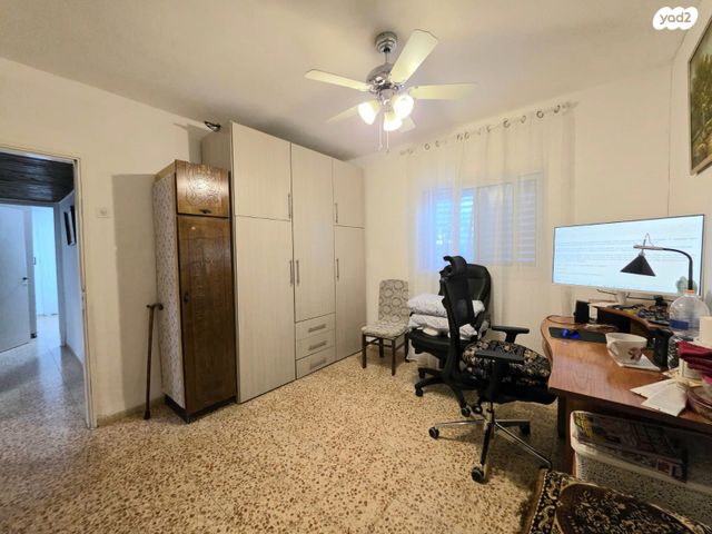 דירת גן, שיכון ג, טבריה