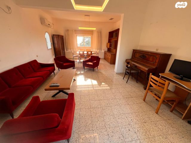 דירה, שושנת הכרמל, כרמל מערבי, חיפה