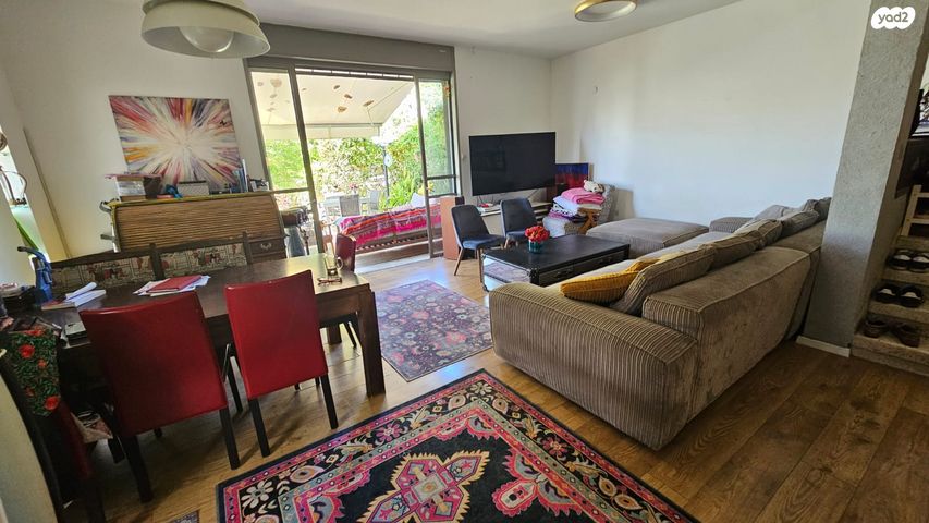 נאות אפקה ב'