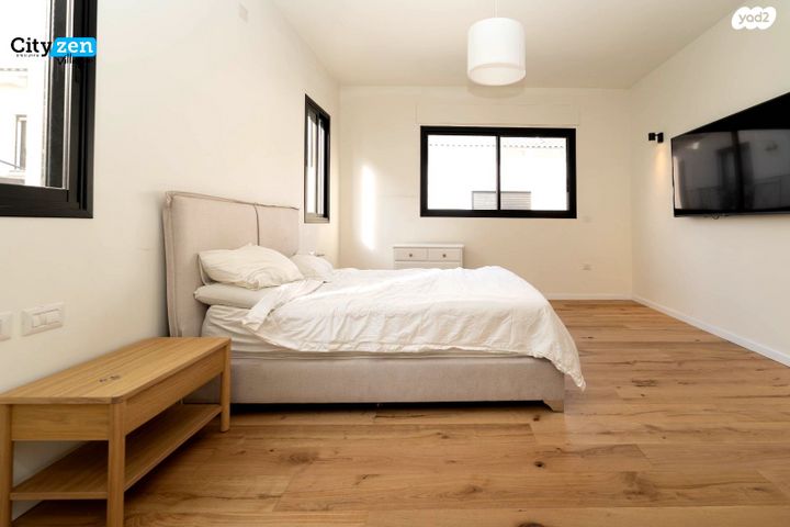 דו משפחתי, קדימה צורן