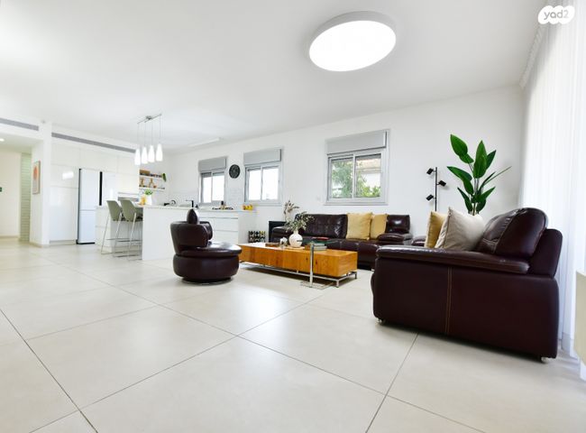 גג/ פנטהאוז, יצחק רבין, קרית רבין, חולון