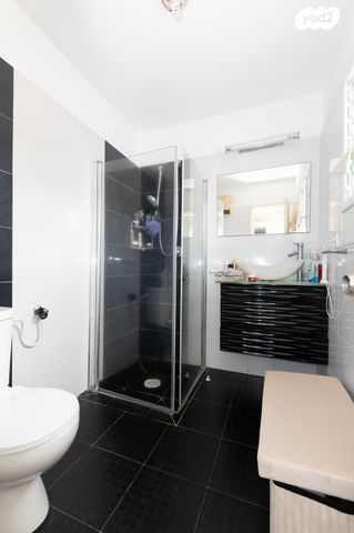 גג/ פנטהאוז, כצנלסון, ראשון לציון