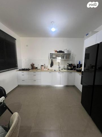 דירה, נווה נוי, נתיבות