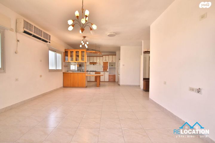 גג/ פנטהאוז, הרצל 19, מרכז העיר, קרית אתא