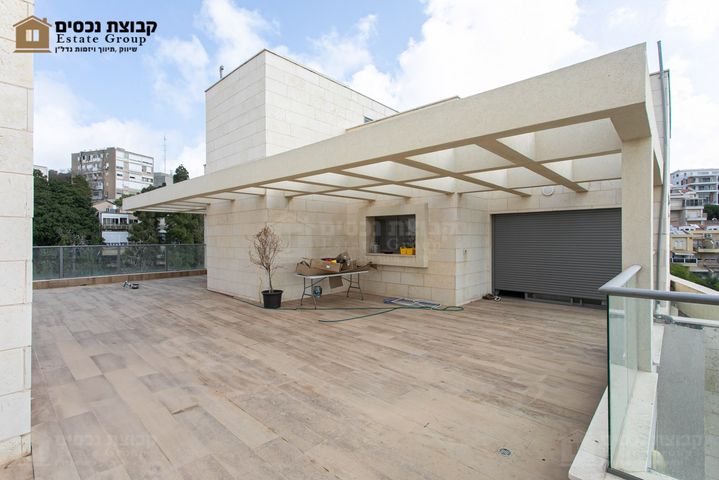 גג/ פנטהאוז