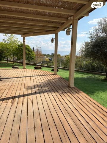 בית פרטי/ קוטג', מעיין ברוך