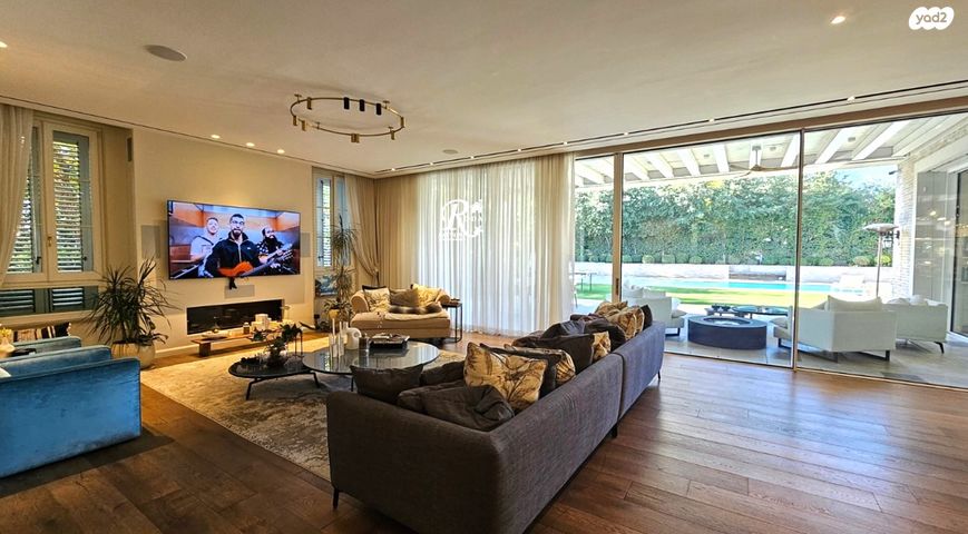 בית פרטי/ קוטג', סביון