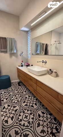 דו משפחתי, גדרה