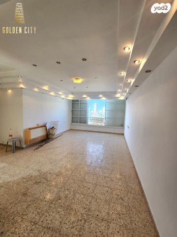 דירה, דרך רזיאל 10, נאות הרצל, נתניה