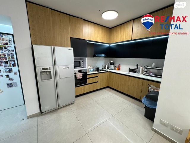 דירה, אריק איינשטיין 1, דרום חדש, פארק הים, בת ים