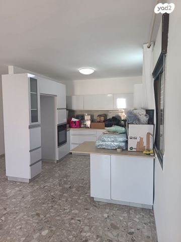 גג/ פנטהאוז, עיר, מרכז העיר, נהריה