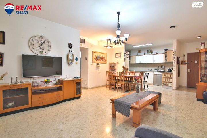 דירה, נווה גנים, קרית מוצקין