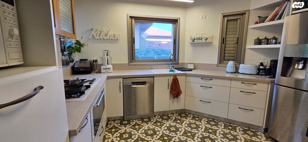 דו משפחתי, גדרה