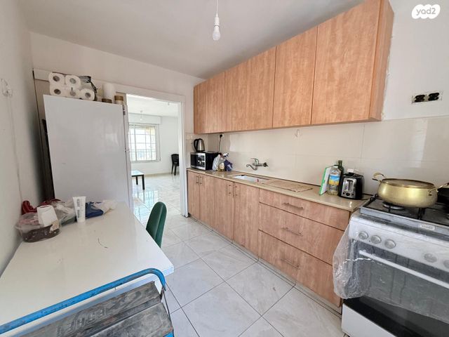 דירה, מרדכי אלקחי, ארמון הנציב, תלפיות מזרח, ירושלים