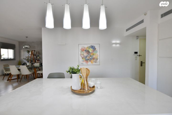 גג/ פנטהאוז, יצחק רבין, קרית רבין, חולון