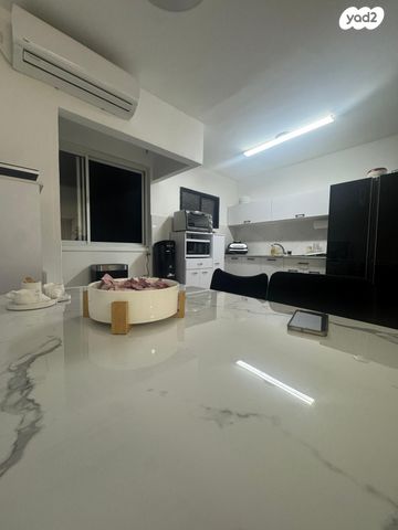 דירה, דרך עכו חיפה, מרכז העיר, סביניה, הוותיקה, קרית ביאליק