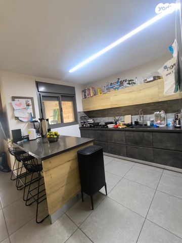 דירה, נשר, ערד