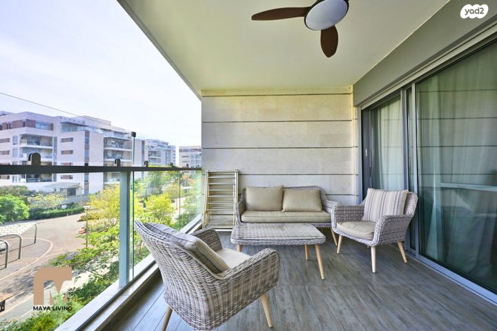 דירה, נאות רבין, יבנה