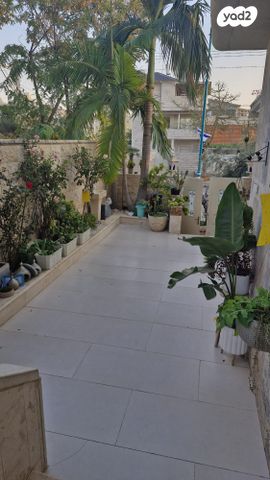 בית פרטי/ קוטג', חיים משה שפירא, גבעת הזיתים, פסגת לוד, לוד