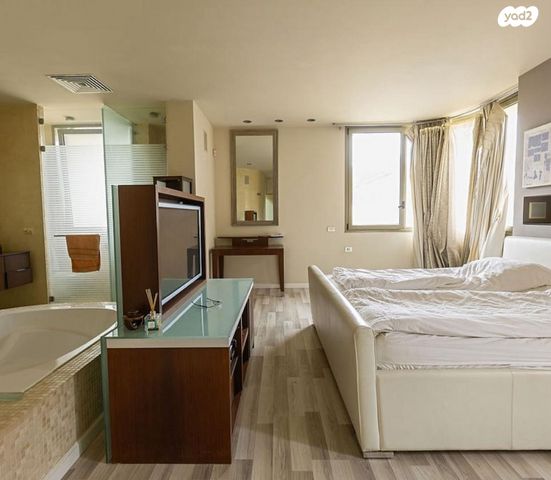 בית פרטי/ קוטג', צופית, נווה עמית, רחובות