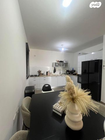 דירה, נווה נוי, נתיבות