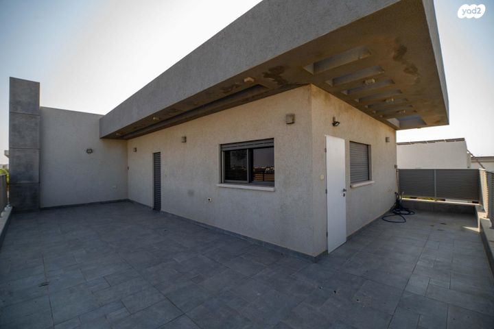 בית פרטי/ קוטג', קרית מנחם, אופקים