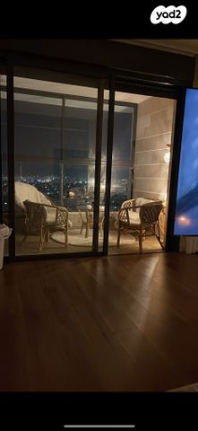 דירה, גבעתי, רמב"ם, ראשון לציון