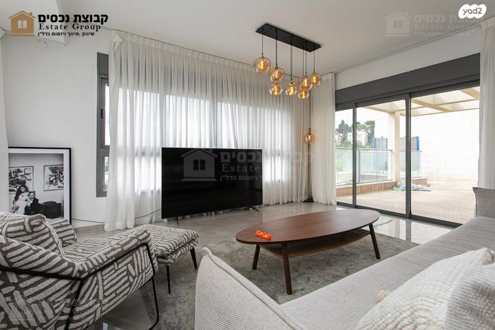 גג/ פנטהאוז, חיפה