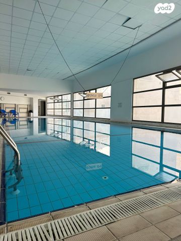 דירה, משה קול, המשתלה, תל אביב יפו