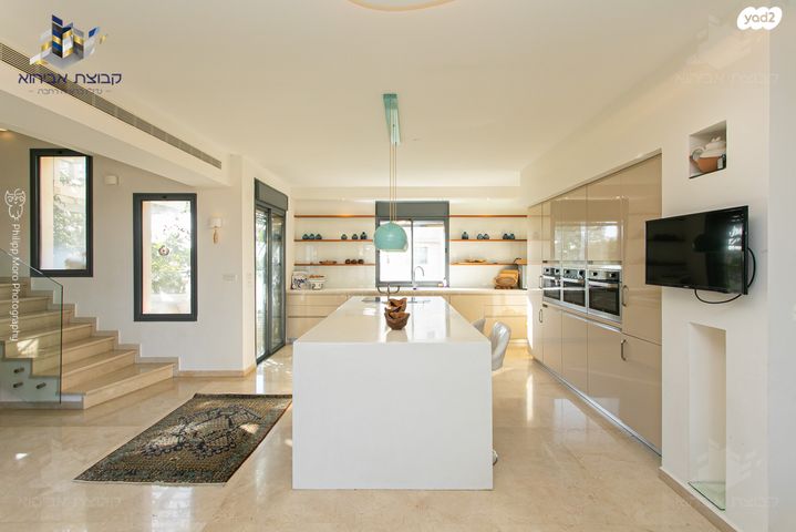 גג/ פנטהאוז, חיפה