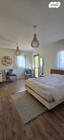 דו משפחתי, גדרה