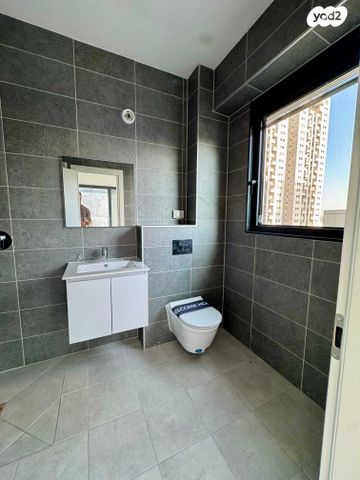 דירה, תוצרת הארץ, נחלת יצחק, תל אביב יפו