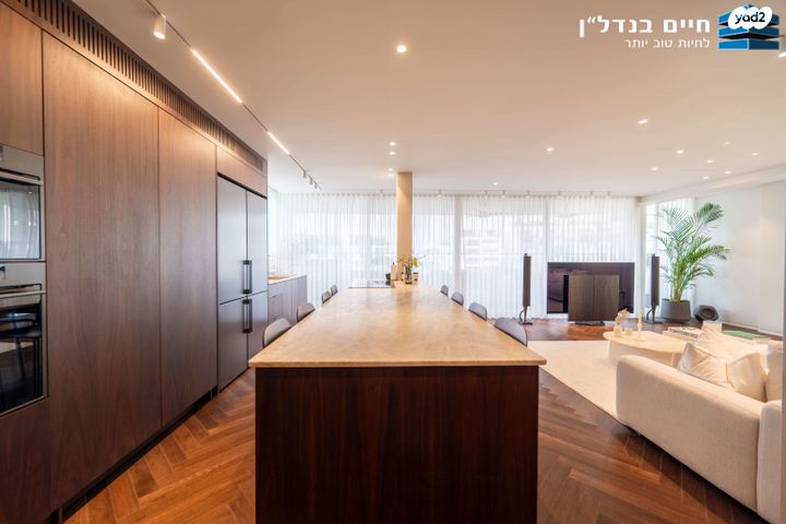 גג/ פנטהאוז, ריינס, ארלוזורוב, גבעתיים