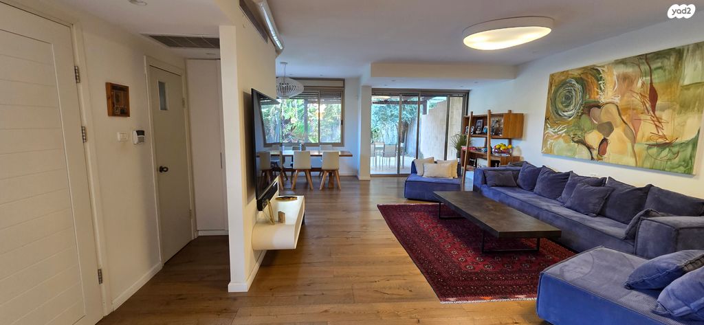 דו משפחתי, גדרה