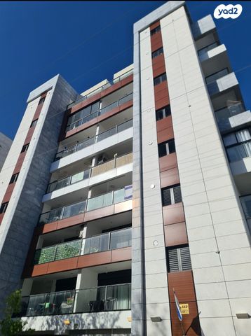 אריה בן אליעזר 