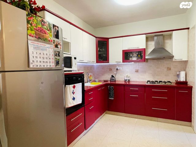 דירה, מזל גדי, פסגת זאב, ירושלים