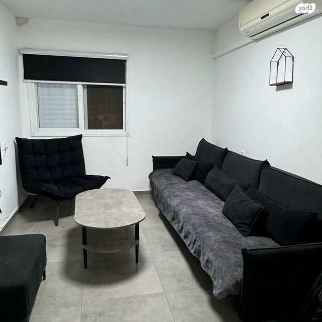 אלעזר בן לולו 