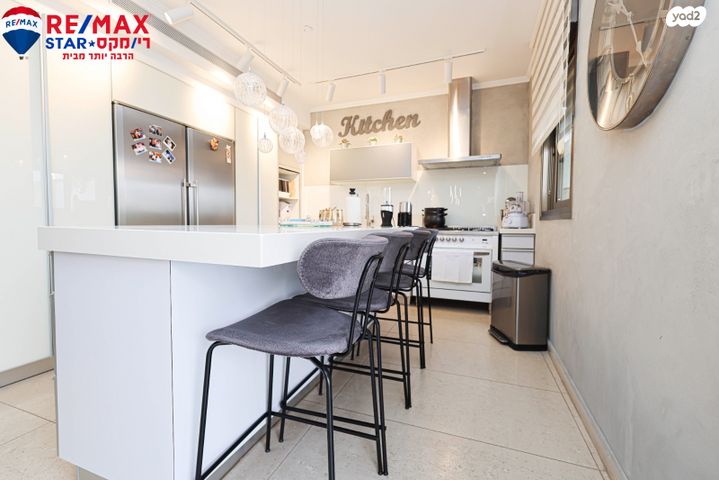 גג/ פנטהאוז, אמה טאובר פרידמן 1, הרצליה הירוקה, נווה עובד, הרצליה