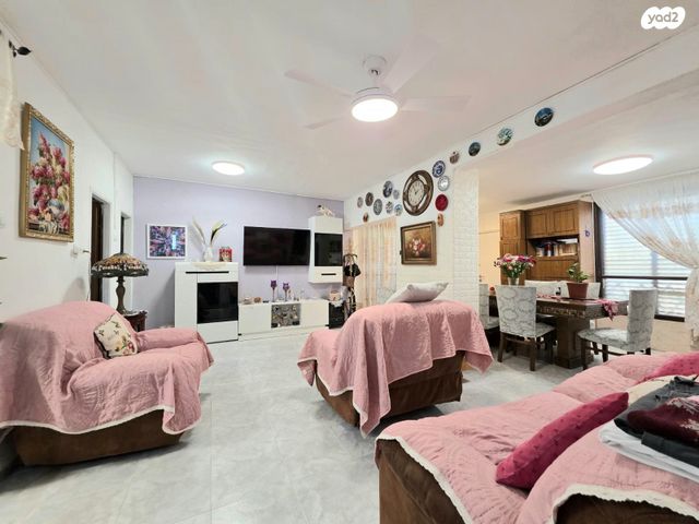 דירת גן, שיכון ג, טבריה