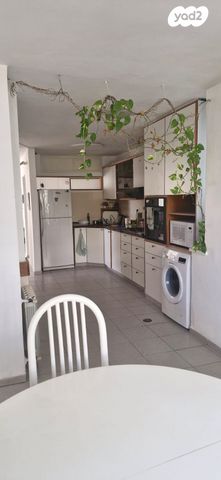 דירה, החרצית 7, קרית מנחם, ירושלים