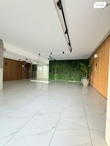 דירה, שרונה, כפר יונה