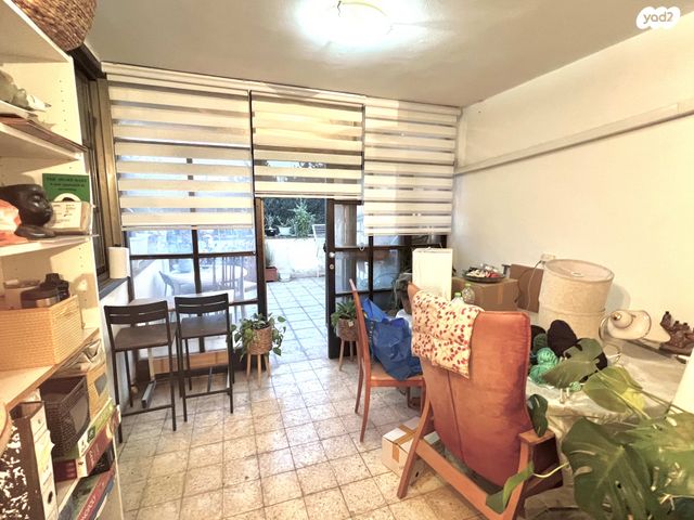 דירה, מבוא דב הררי, הגבעה הצרפתית, גבעת שפירא, ירושלים