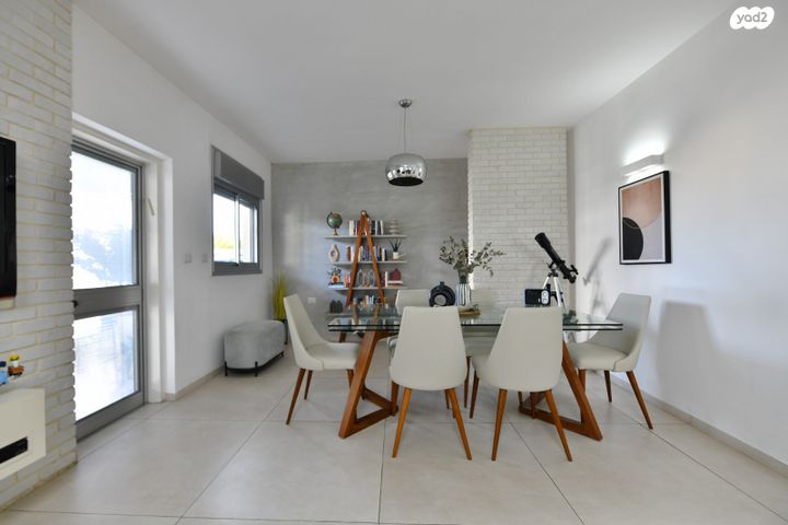 גג/ פנטהאוז, יצחק רבין, קרית רבין, חולון