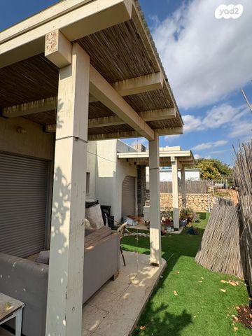 בית פרטי/ קוטג', מעיין ברוך