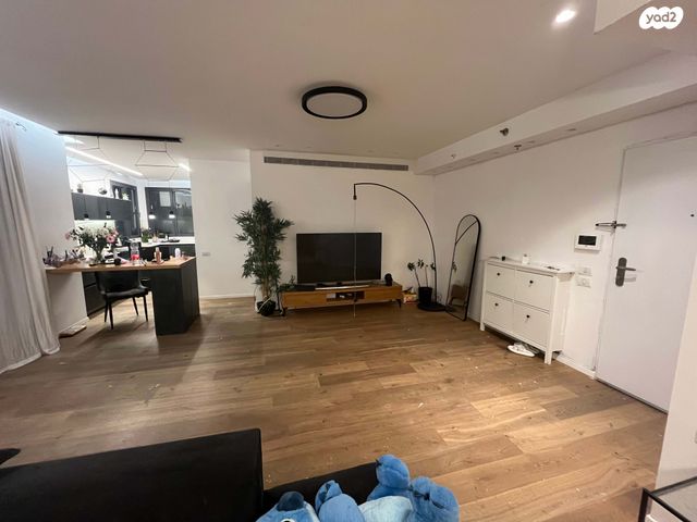 דירה, הרב ניסנבאום 37, אזור תעשיה, בת ים