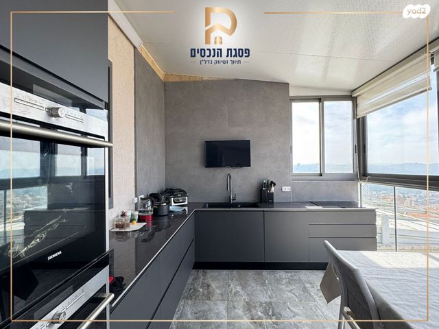 גג/ פנטהאוז, רמות, ירושלים